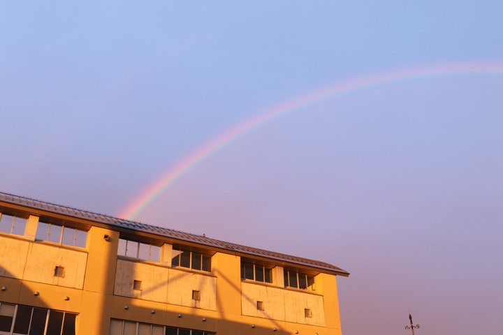 桐光学園小学校 大きな虹