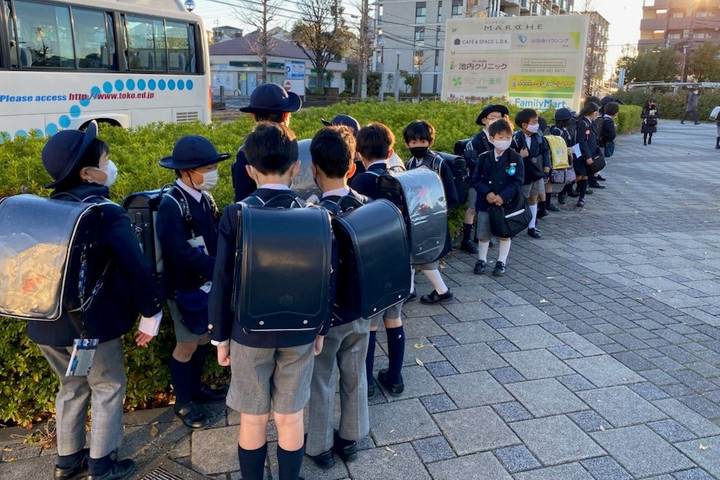 桐光学園小学校 : 感謝の気持ちを忘れずに