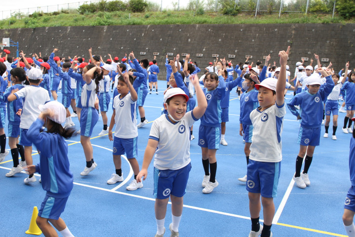 桐光学園 桐光学園小学校 : ダンスの練習（4～6年生）